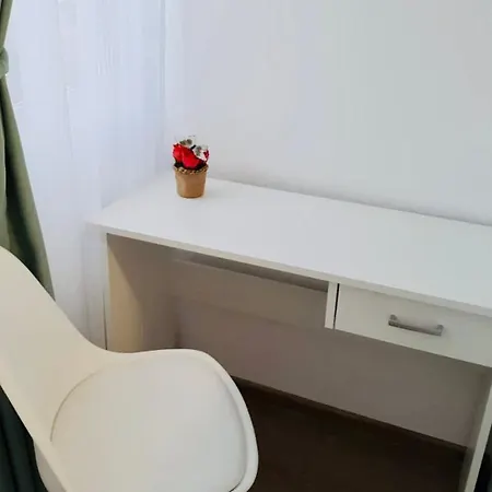 Apartment Modern With Need M7